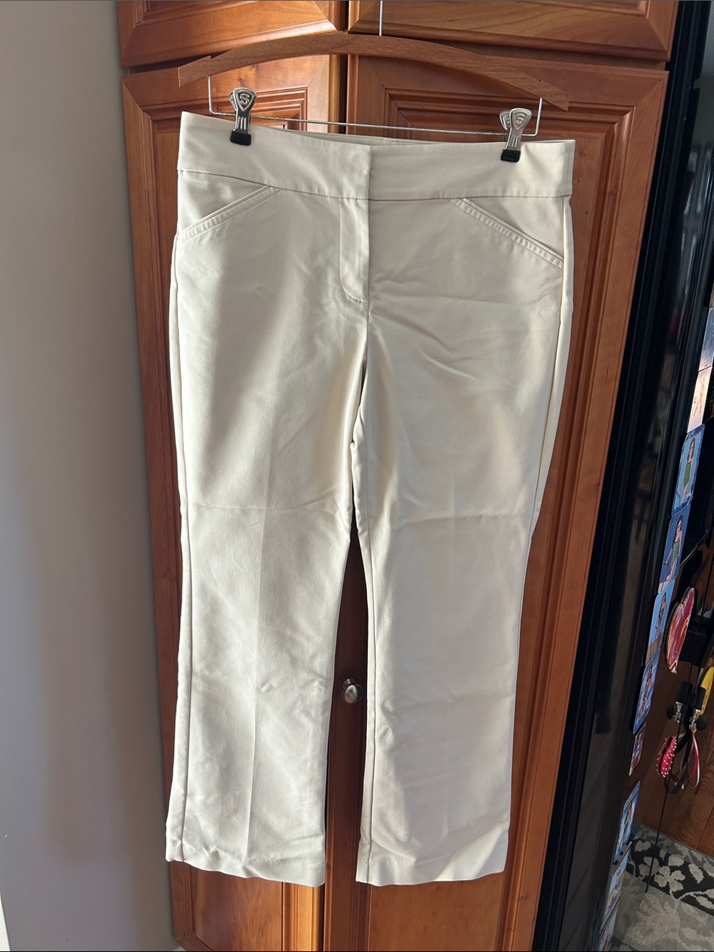 Ann Taylor khaki “signature” Petite  dress pants, size 8P, front pockets